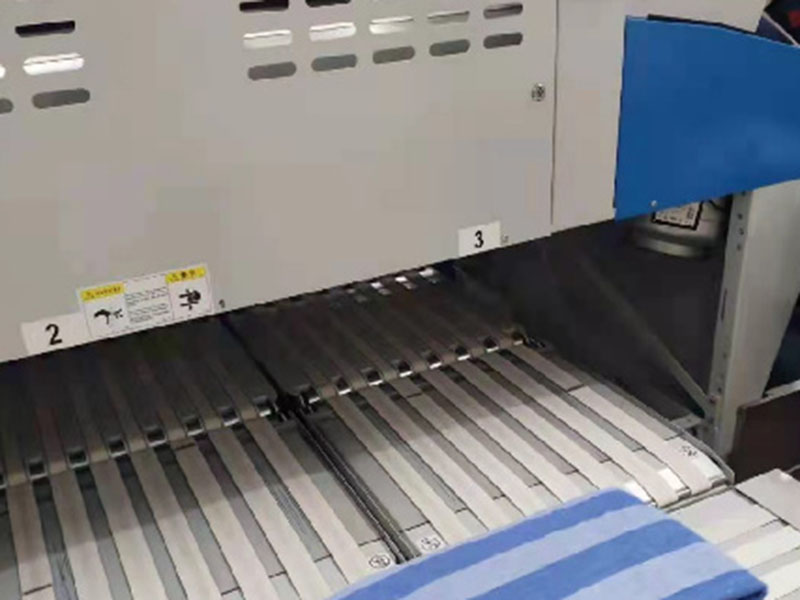 周宁巾类折叠机-01