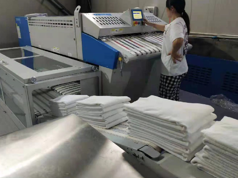 周宁巾类折叠机-02